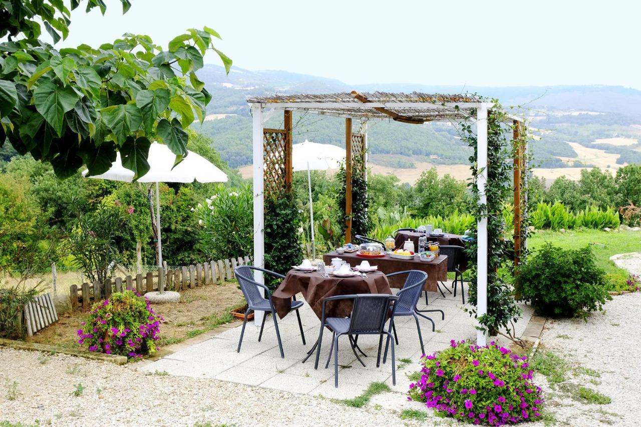 Bed and Breakfast Casale Le Orme Тоди Экстерьер фото